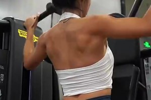 真女漢子??！就張曼源這身肌肉，應該能秒不少吧友吧